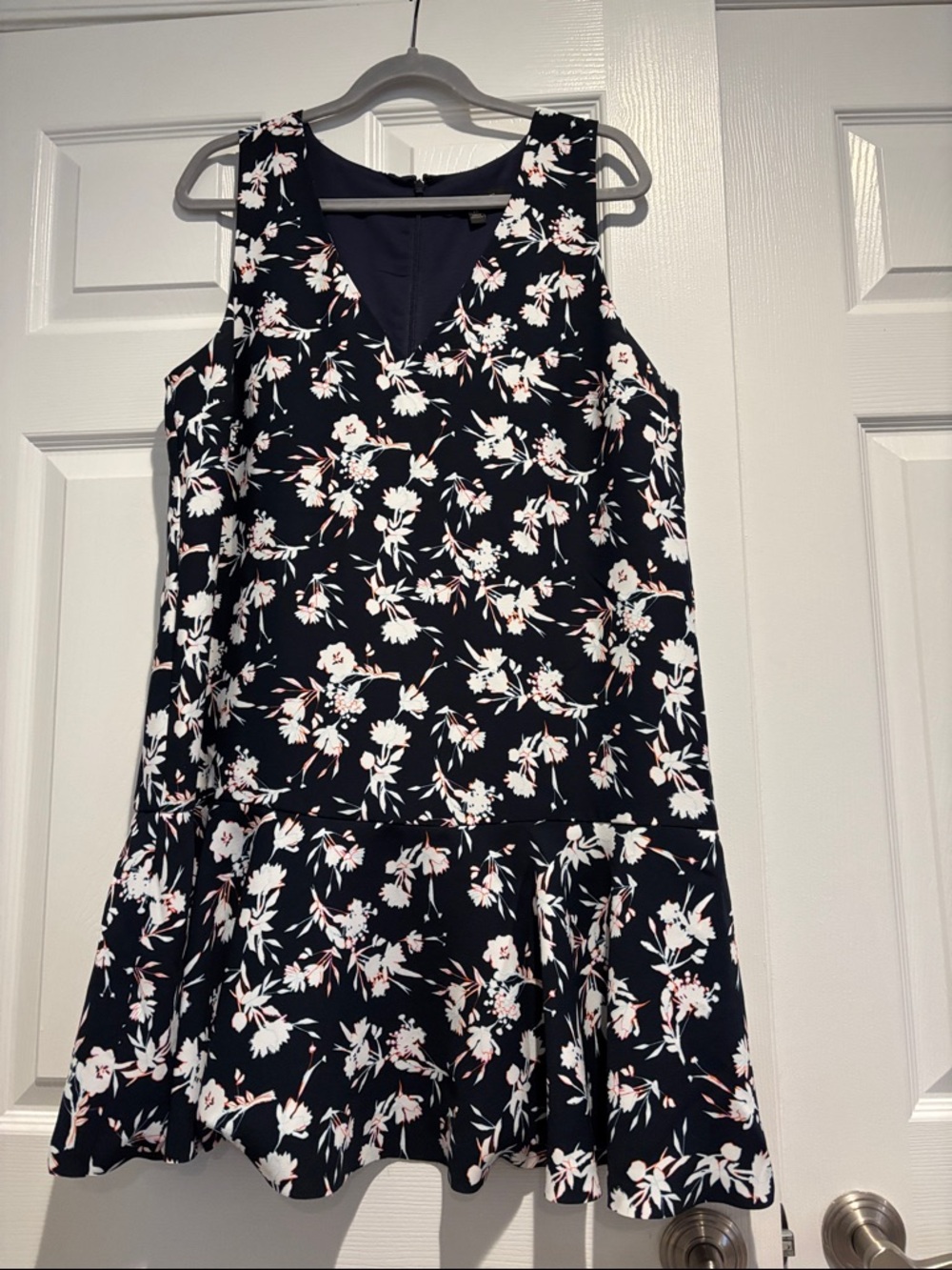 Banana Republic Navy Floral V-Neck Sleeveless Mini Dress